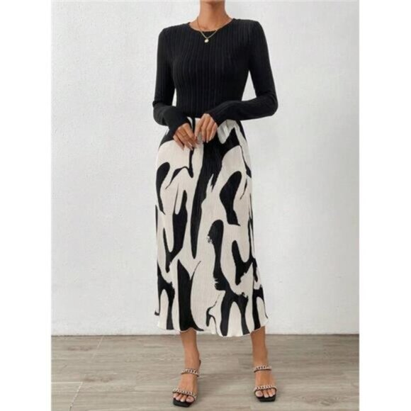 A Classy Chic Boutique Dresses & Skirts - Solid Tee & Graphic Print Skirt